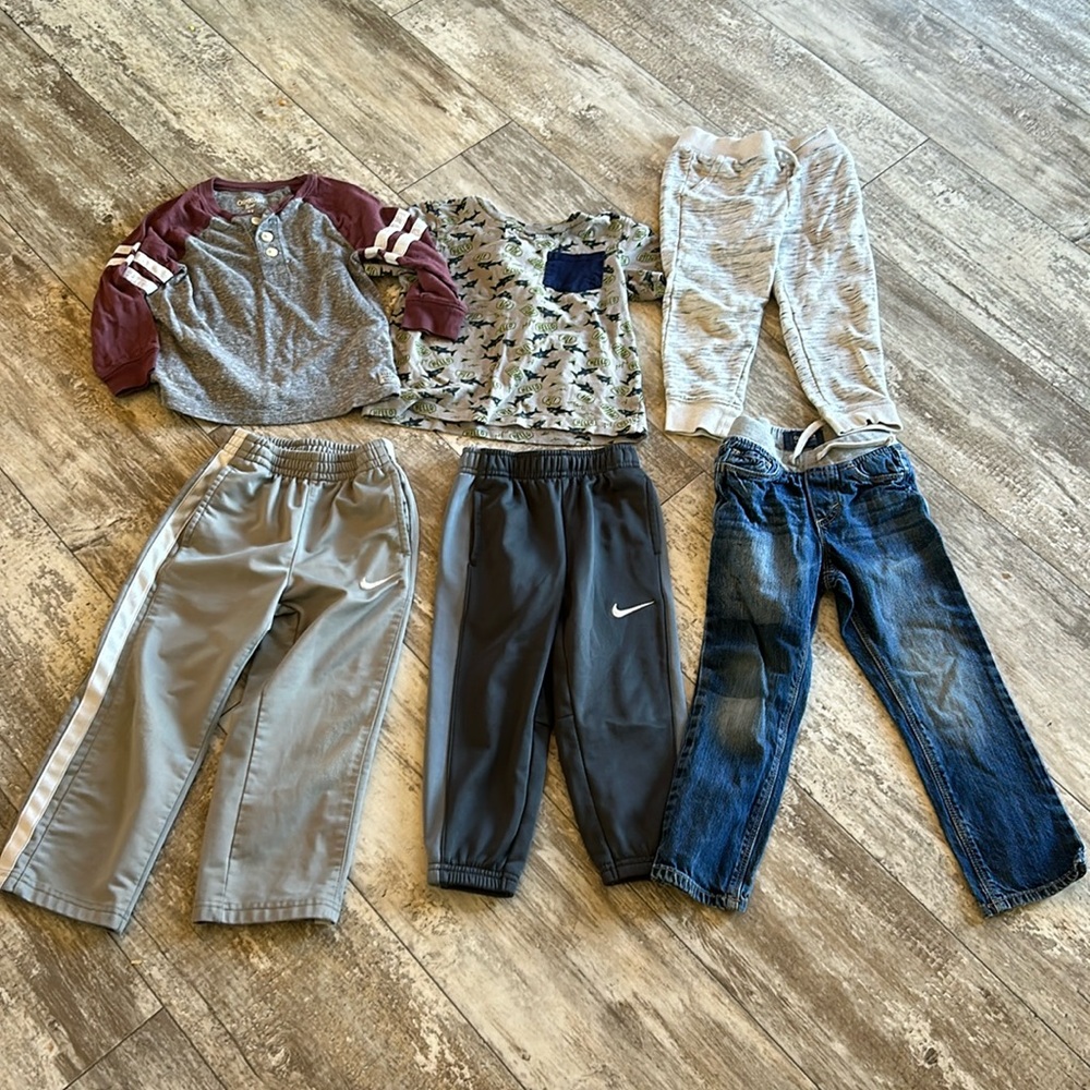 3T Boys Clothing Bundle, Sweatpants, Jeans, Tshirt, Longsleeve